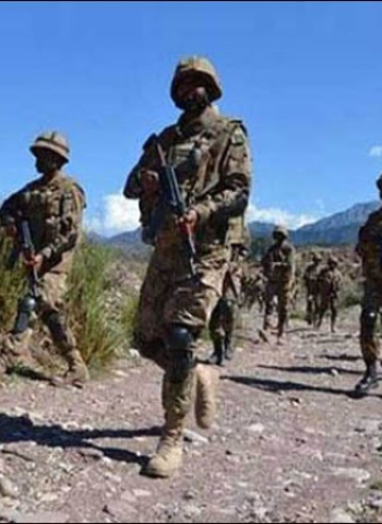 بلوچستان میں کالعدم بی ایل اے کے دہشت گردوں کا حملہ، سیکیورٹی فورسز کے 7 جوان شہید